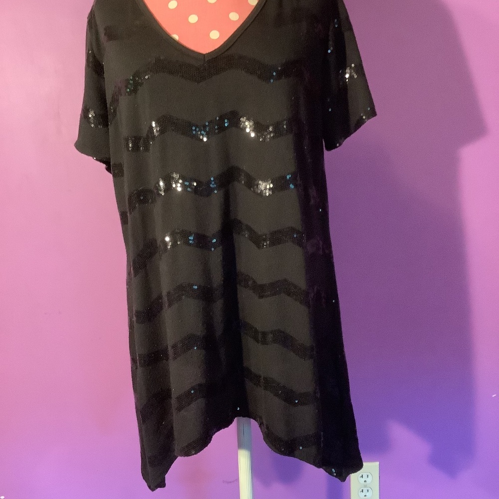 Women’s Black Double Take Asymmetrical V-neck Top Size M